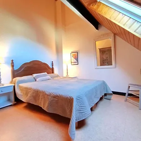 T3 Duplex 6 Pers, Parking, Cuisine Equipee, Proche St Lary Apartment