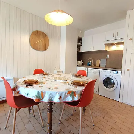 T3 Duplex 6 Pers, Parking, Cuisine Equipee, Proche St Lary Apartment *