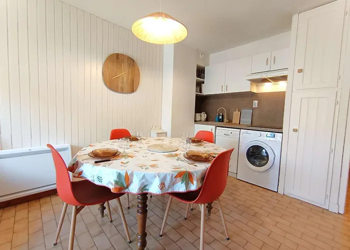 T3 Duplex 6 Pers, Parking, Cuisine Equipee, Proche St Lary - Fr-1-457-283 Apartment *